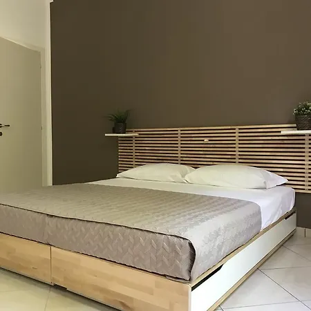 Donatella بارما